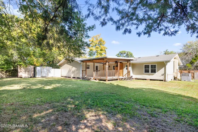 $250,000 | 134 Antigua Drive, Lafayette, LA 70503