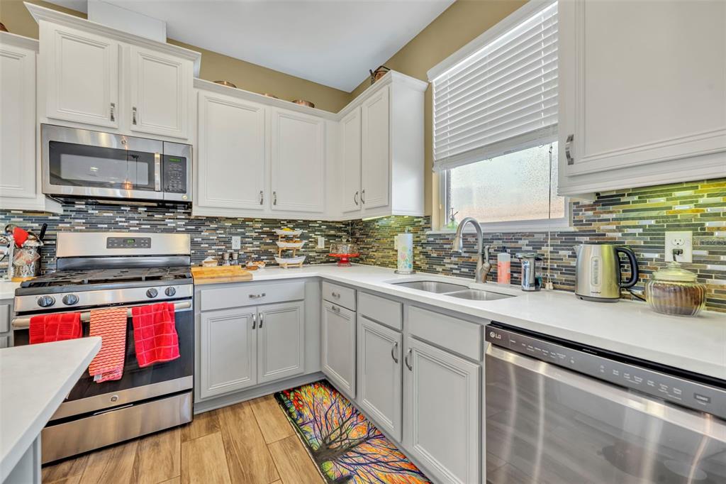 88 Bayou Bend Road Groveland, FL 34736 - Photo 15 of 63