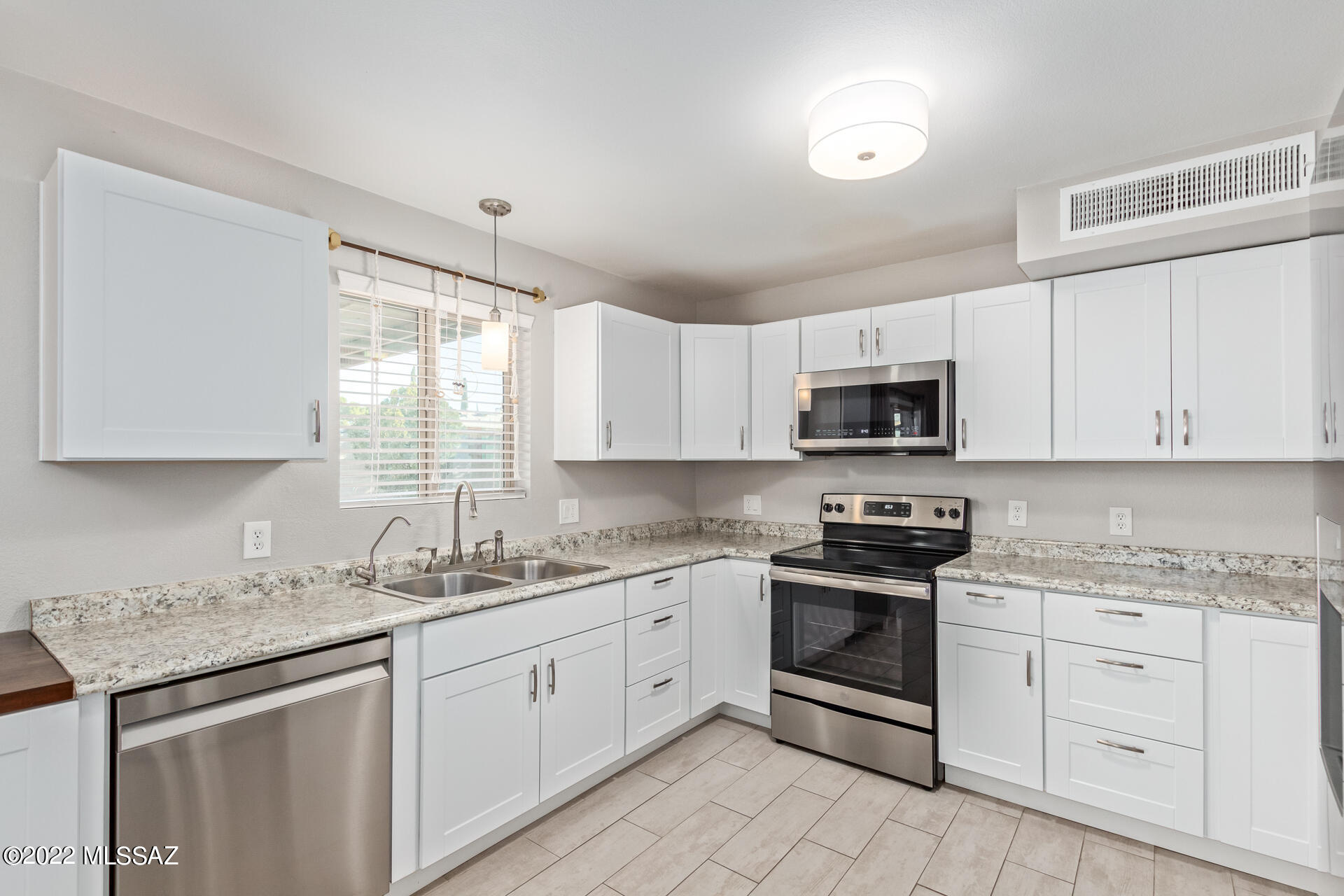 8581 East Desert Spring Street Tucson, AZ 85730 - Photo 10 of 26