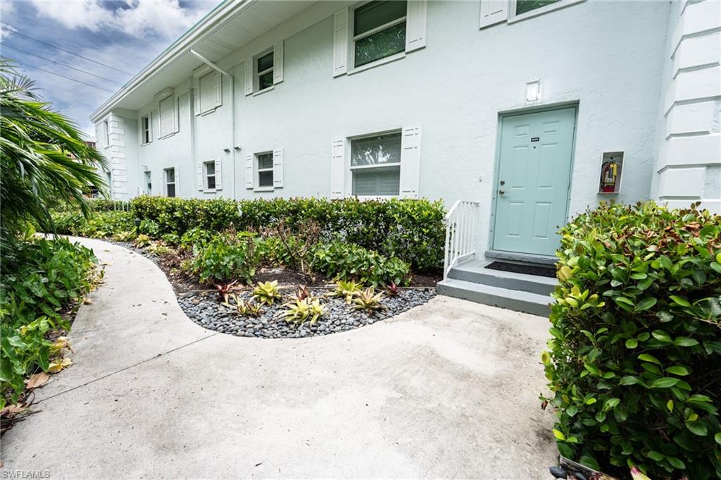 360 10th Avenue South, Unit B100 Naples, FL 34102 - Photo 4 of 41 Gallery Image 4