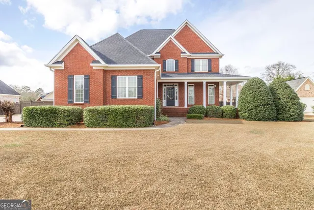 $479,900 | 202 Avondale Circle, Warner Robins, GA 31088