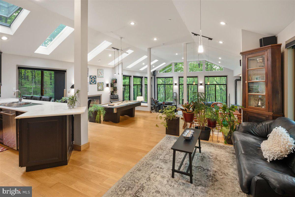 1134 Upper State Road Chalfont, PA 18914 - Photo 6 of 45