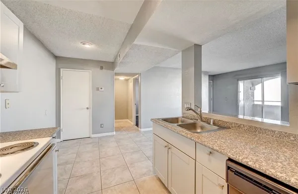 $1,400 | 5220 Mission Carmel Lane, Unit 107, Las Vegas, NV 89107
