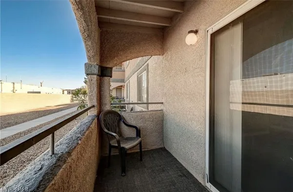$1,400 | 5220 Mission Carmel Lane, Unit 107, Las Vegas, NV 89107