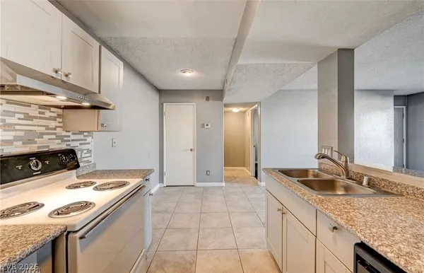 $1,400 | 5220 Mission Carmel Lane, Unit 107, Las Vegas, NV 89107