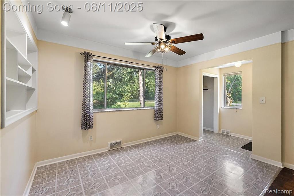 741 West Livingston Road Highland, MI 48357 - Photo 14 of 70 Gallery Image 14
