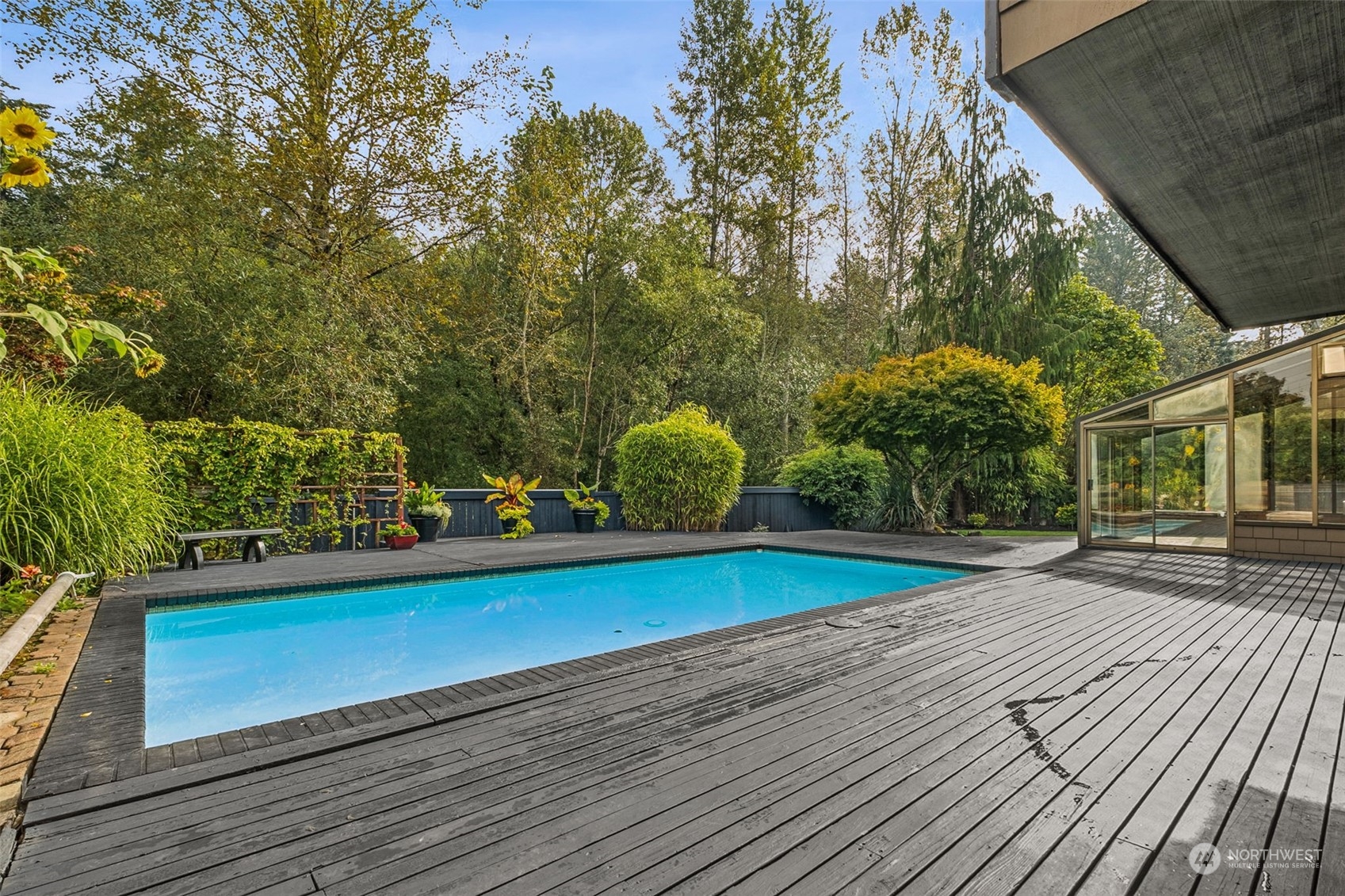 16902 161st Avenue Southeast Renton, WA 98058 - Photo 21 of 29 a view of a tennis court