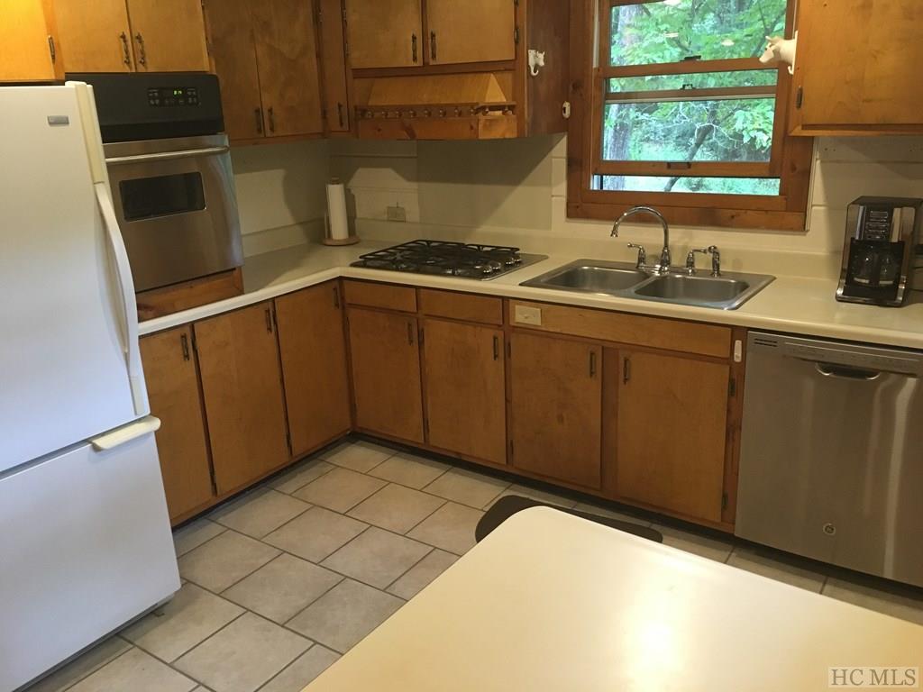91 Falls Cove Road Cullowhee, NC 28723 - Photo 7 of 24 Gallery Image 7