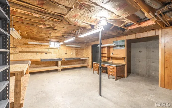 $1,484,000 | 16470 Maries Road 521, Rolla, MO 65401