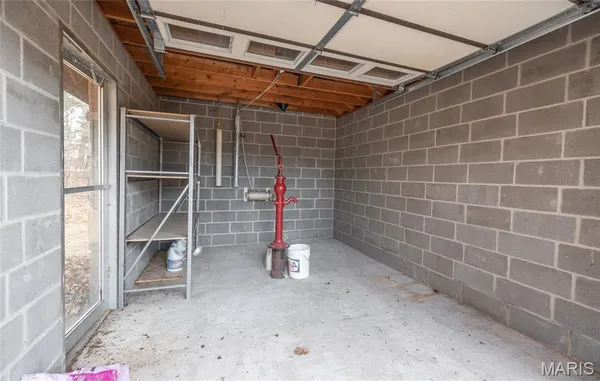 $1,484,000 | 16470 Maries Road 521, Rolla, MO 65401