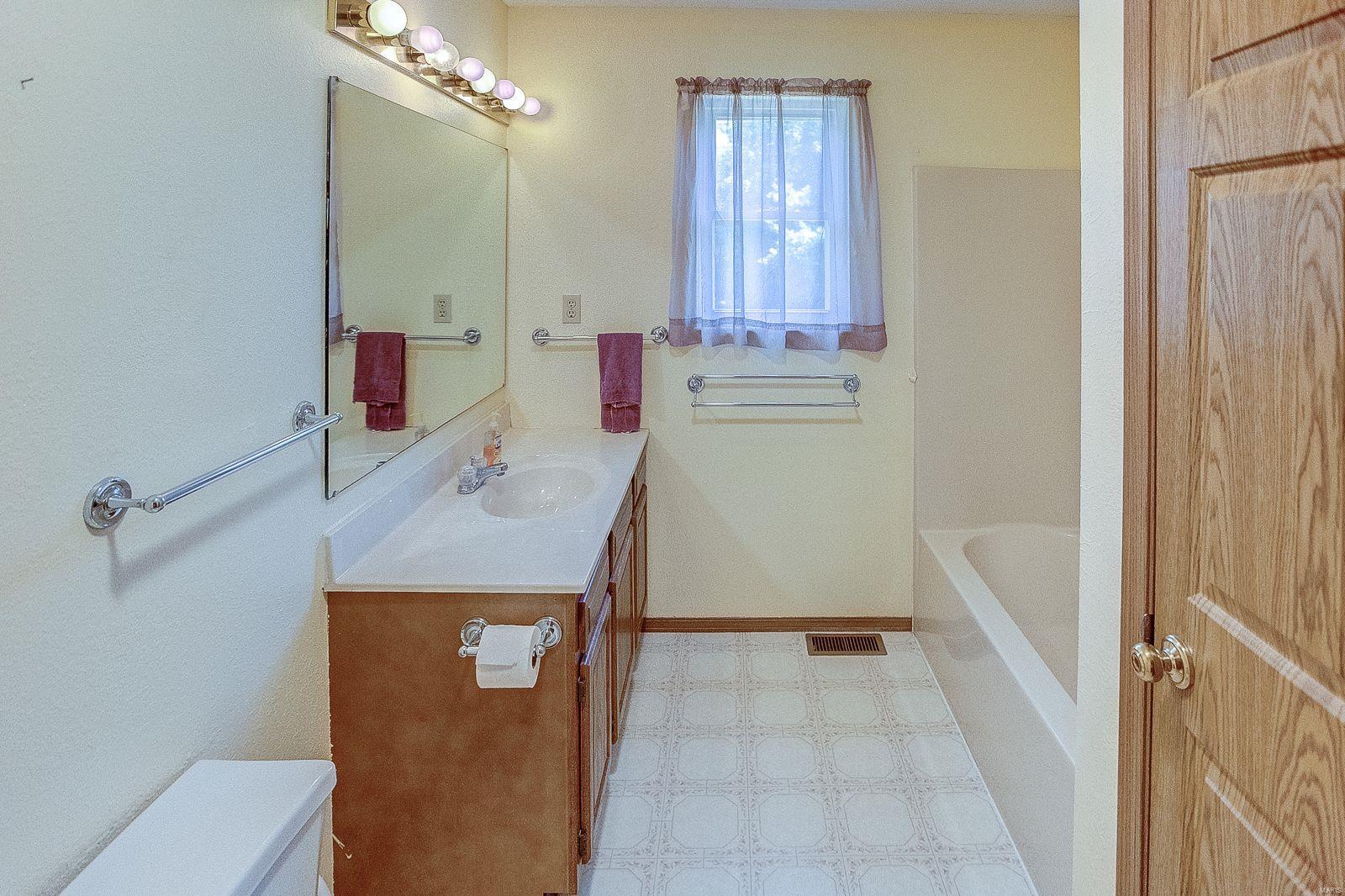 78 Sugarmill Road Troy, IL 62294 - Photo 25 of 48 Gallery Image 25