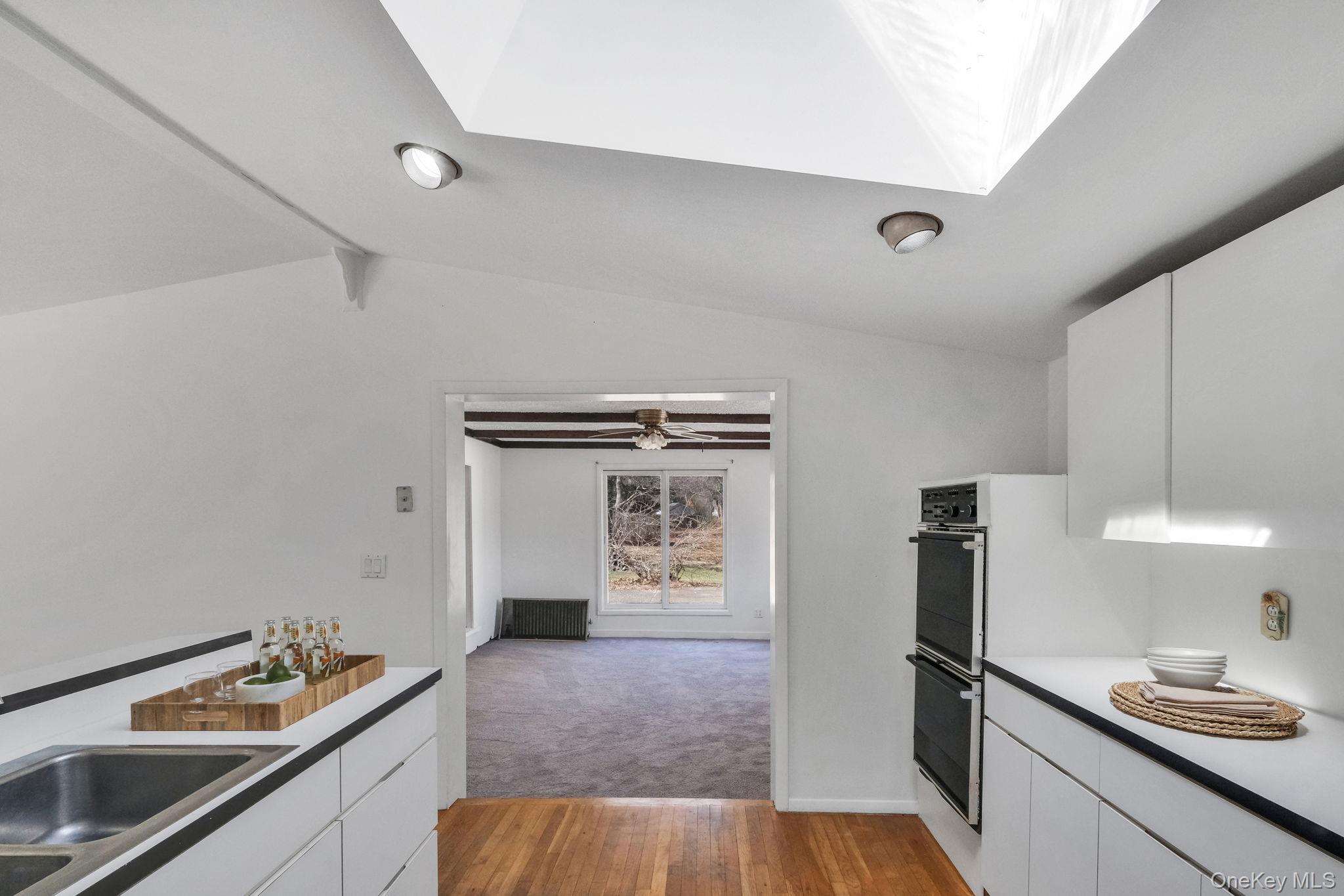 15 Community Road Coram, NY 11727 - Photo 15 of 48