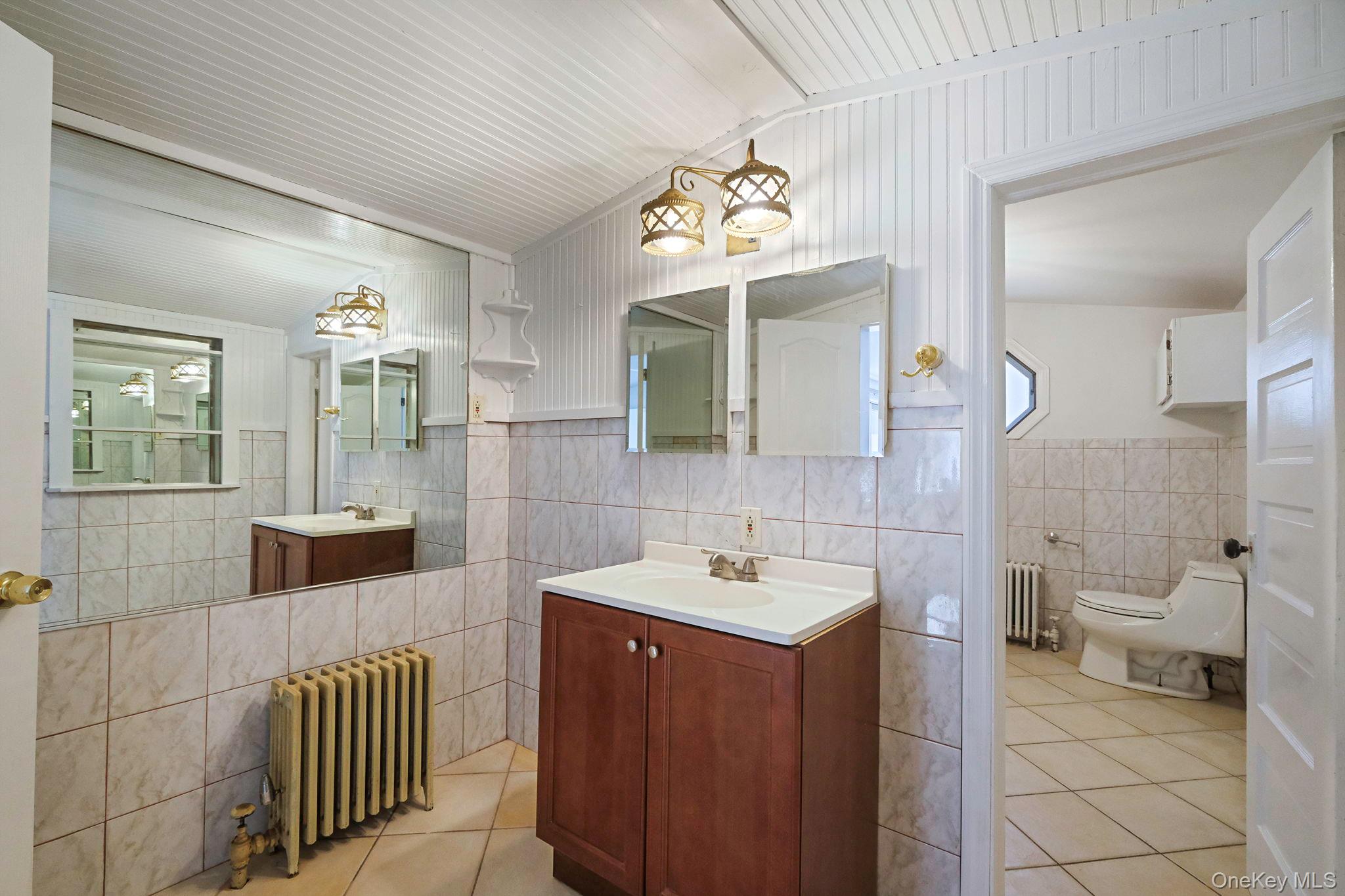 15 Community Road Coram, NY 11727 - Photo 18 of 48