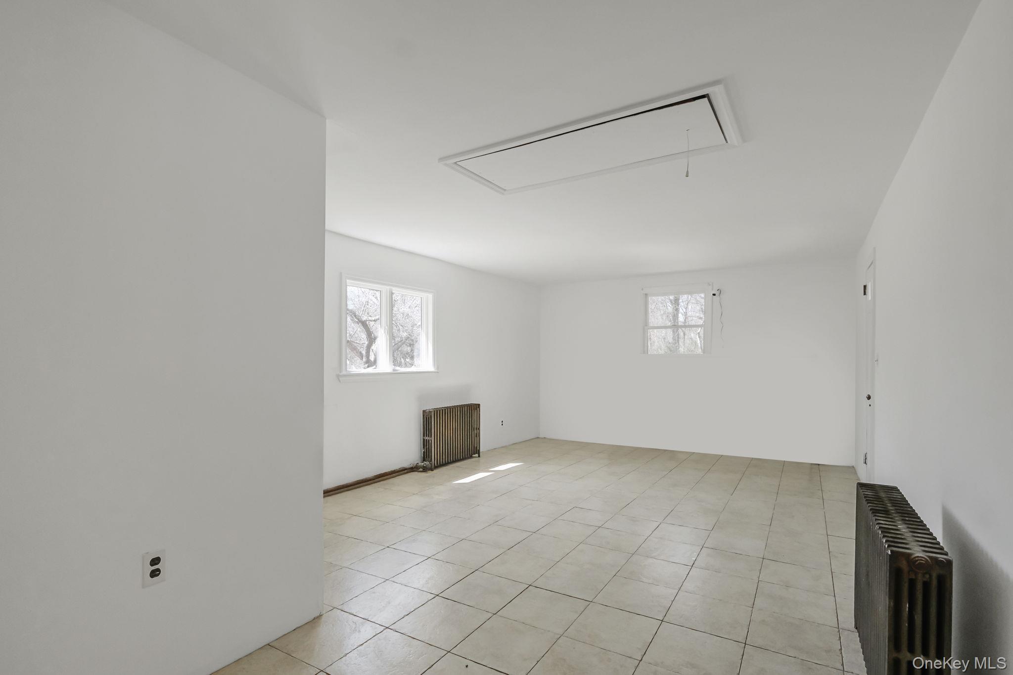 15 Community Road Coram, NY 11727 - Photo 32 of 48