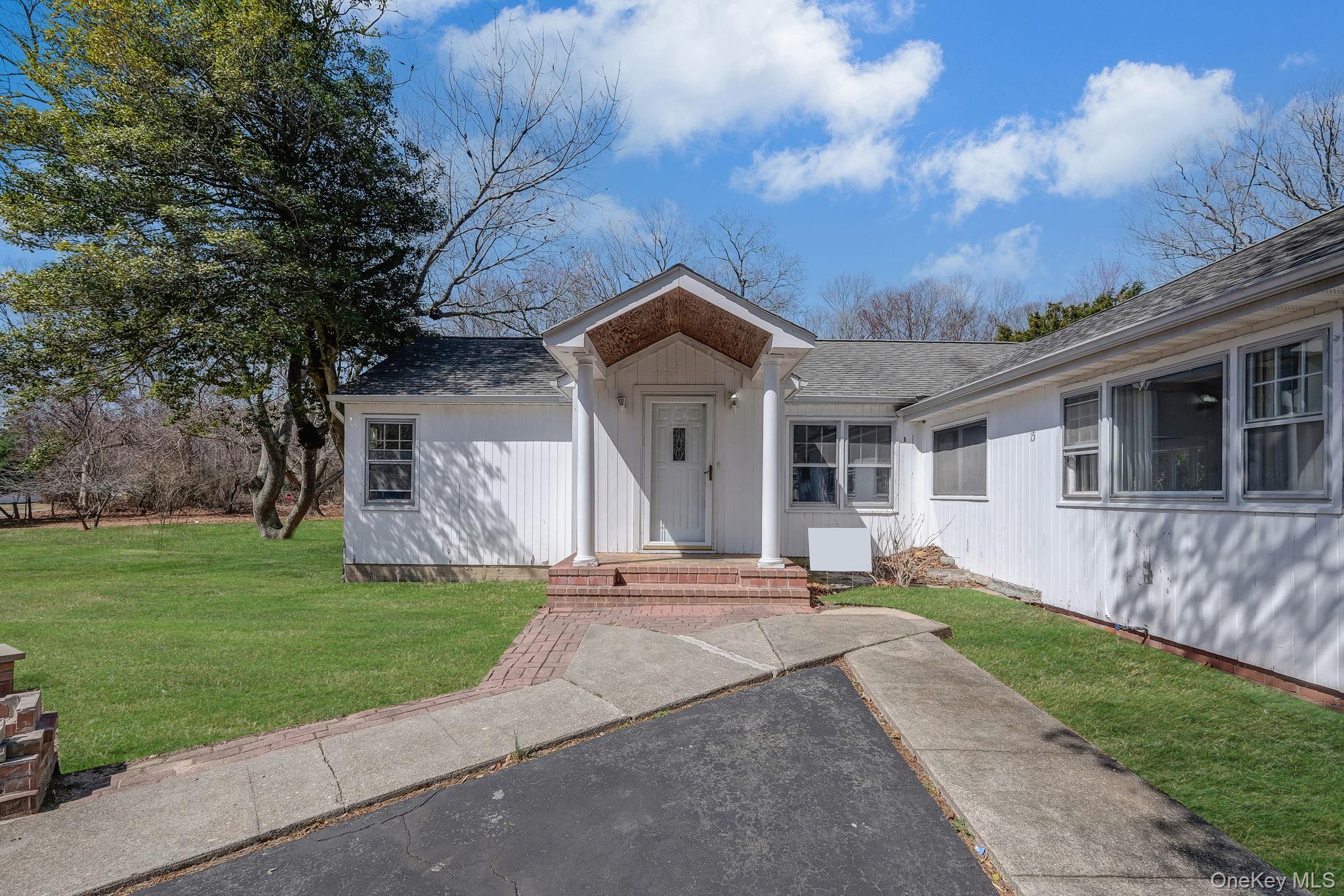 15 Community Road Coram, NY 11727 - Photo 35 of 48