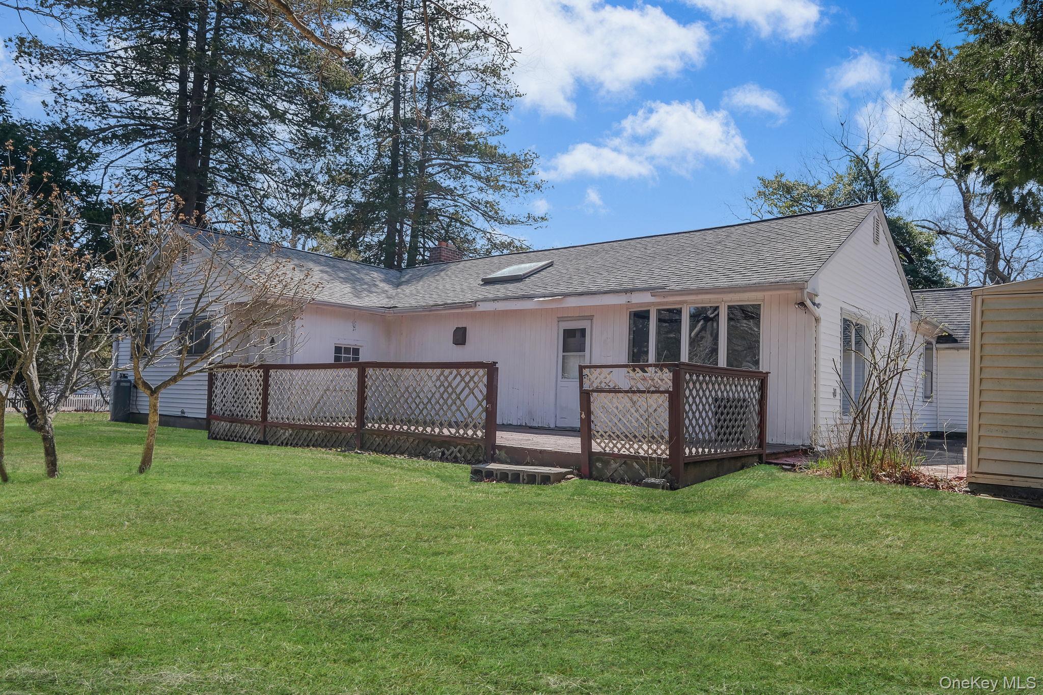 15 Community Road Coram, NY 11727 - Photo 41 of 48