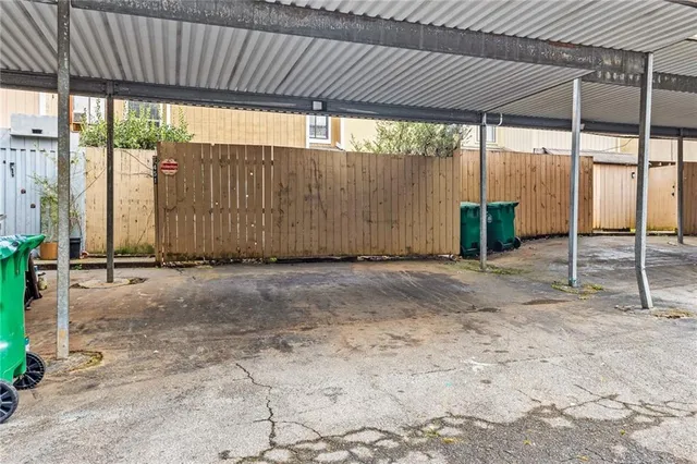 an outdoor view with backyard