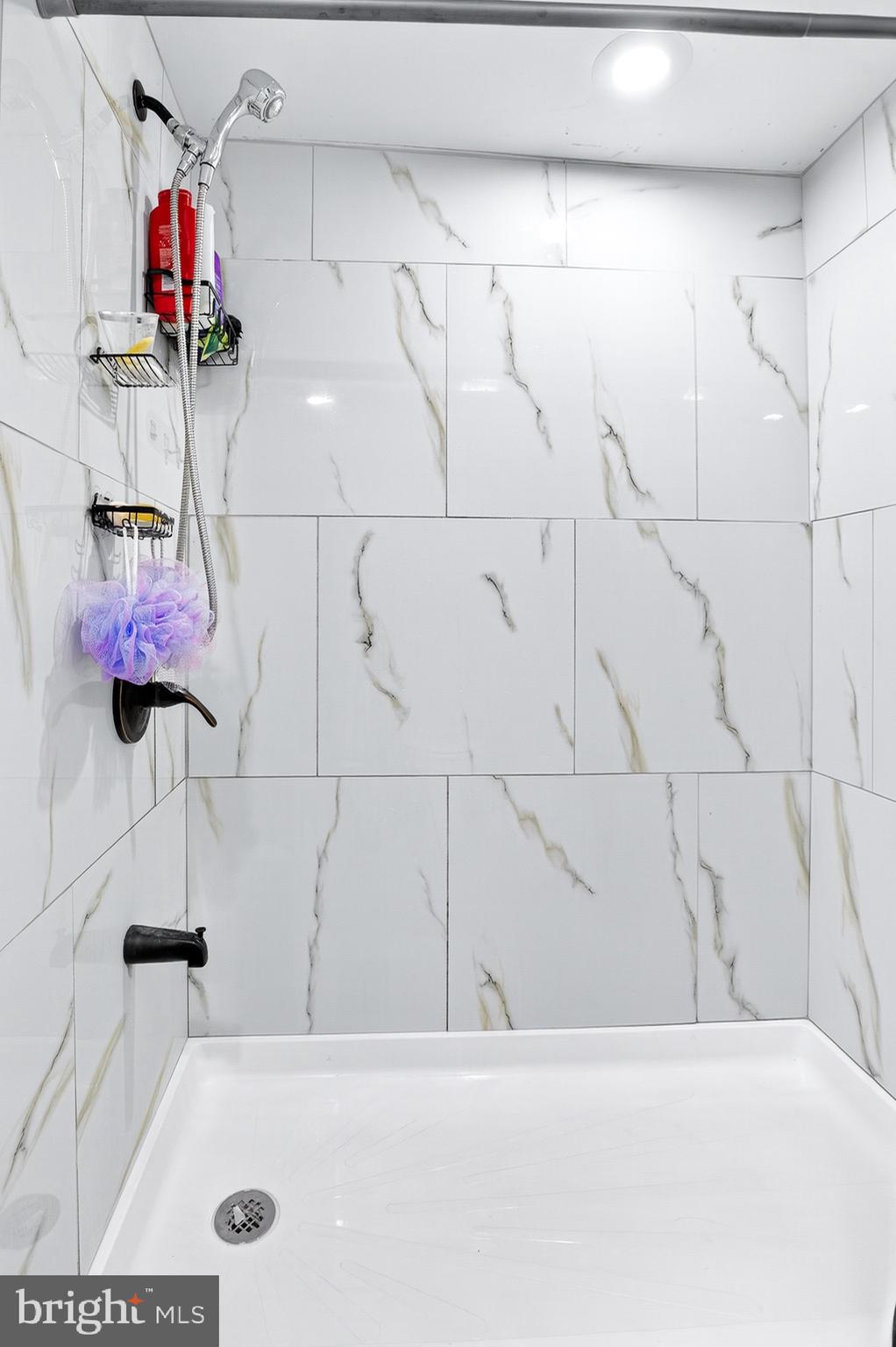 29 North 12th Street Harrisburg, PA 17103 - Photo 19 of 32