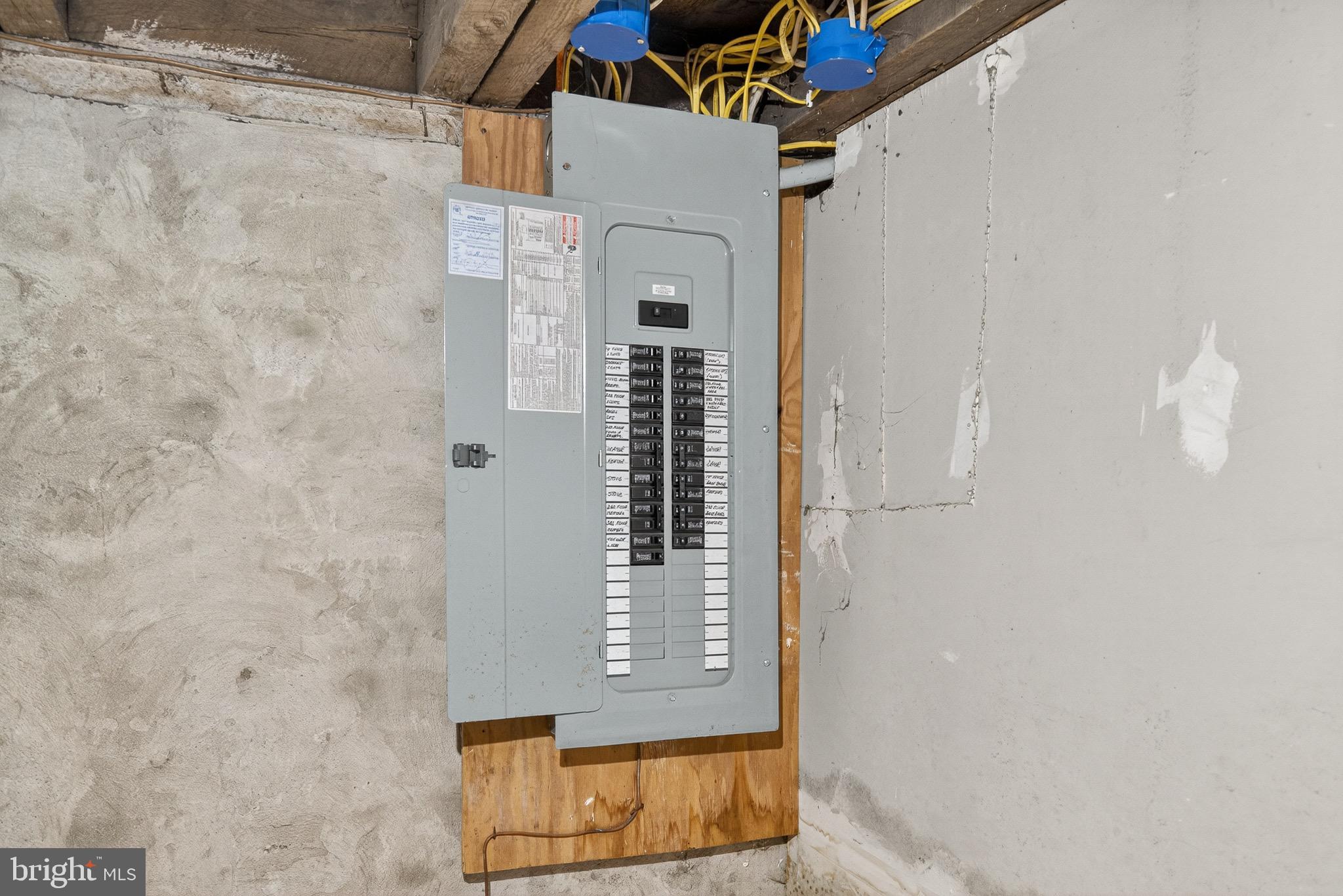 29 North 12th Street Harrisburg, PA 17103 - Photo 27 of 32