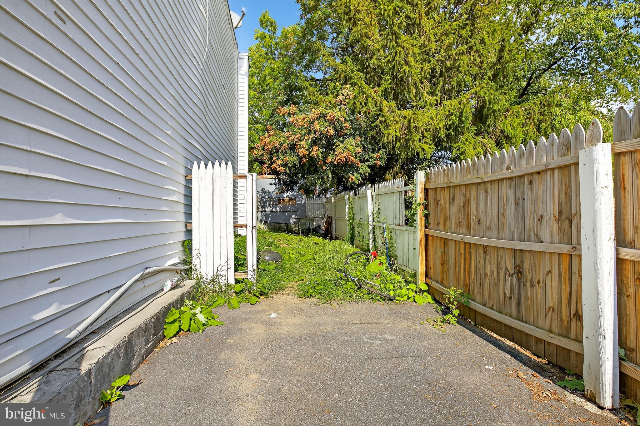 29 North 12th Street Harrisburg, PA 17103 - Photo 32 of 32