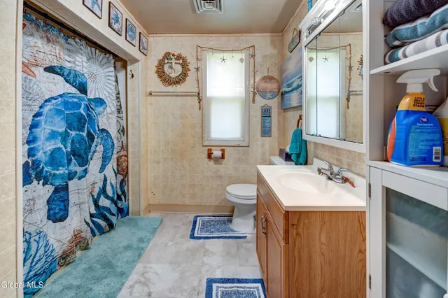 $215,000 | 176 Florida Avenue, Amsterdam, NY 12010