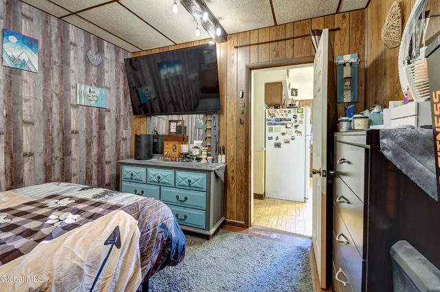 $215,000 | 176 Florida Avenue, Amsterdam, NY 12010