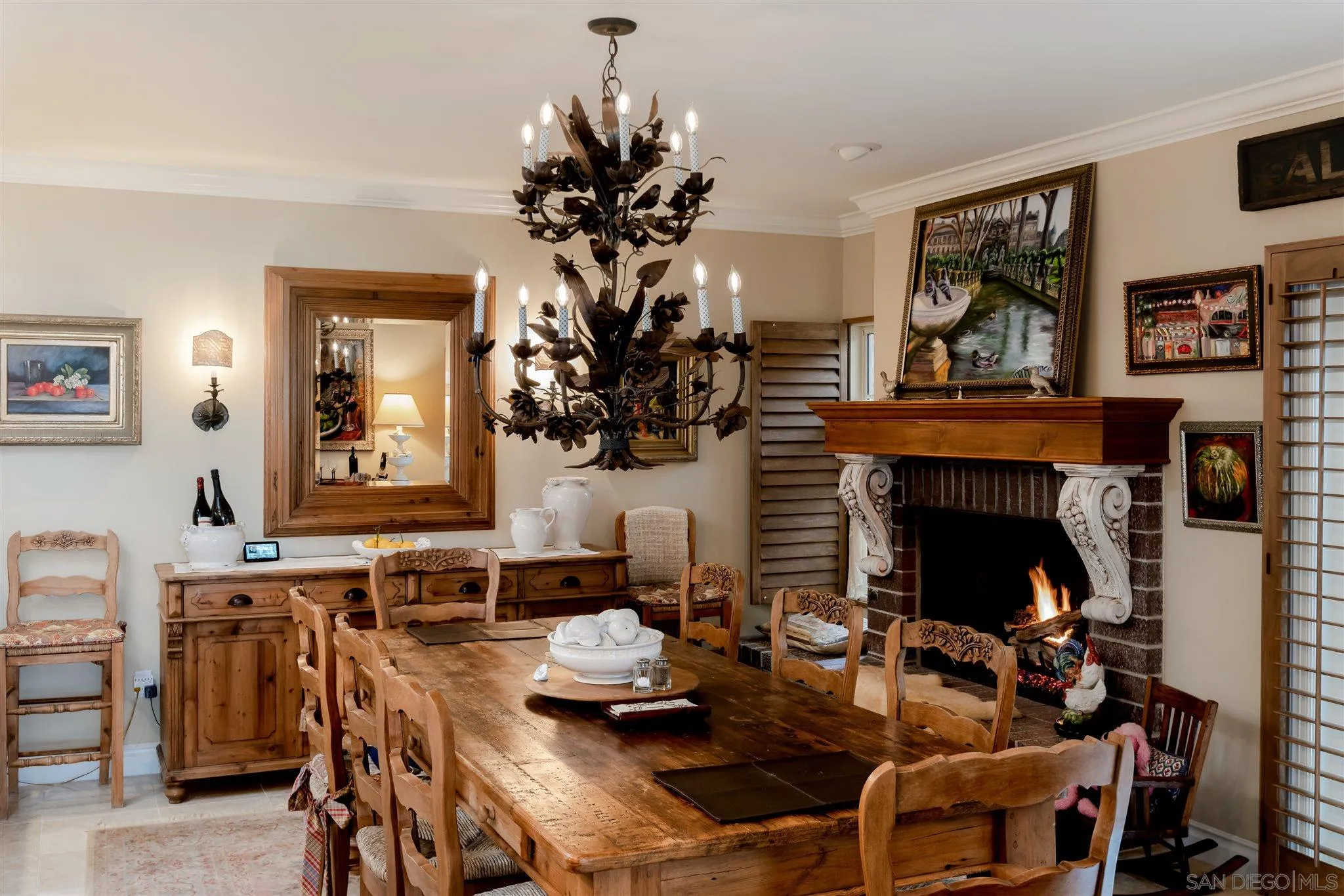 12 Buccaneer Way Coronado, CA 92118 - Photo 18 of 34 a living room with furniture and a fireplace