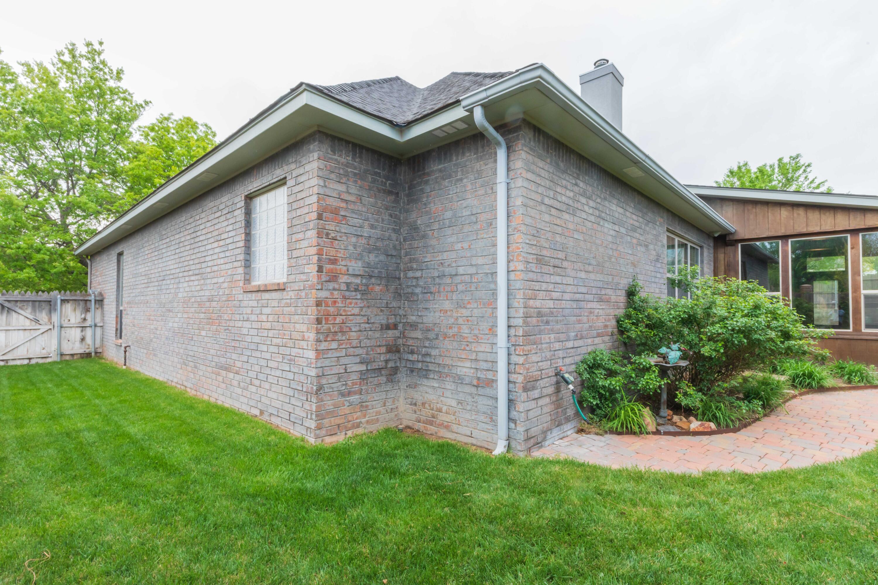 17 Cypress Point Amarillo, TX 79124 - Photo 34 of 72 a front view of a house with a garden