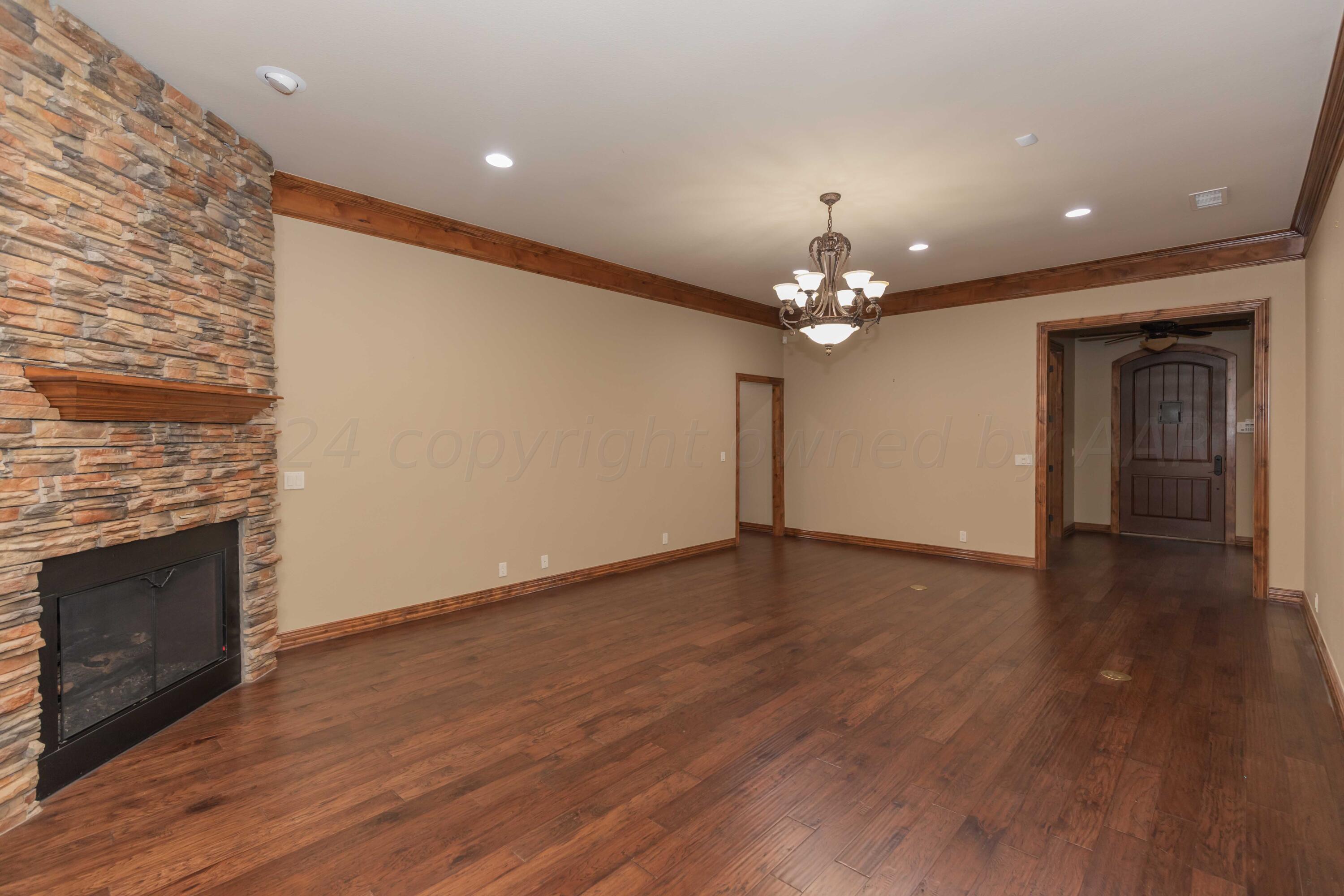 17 Cypress Point Amarillo, TX 79124 - Photo 56 of 72 LIVING ROOM VIEW 3