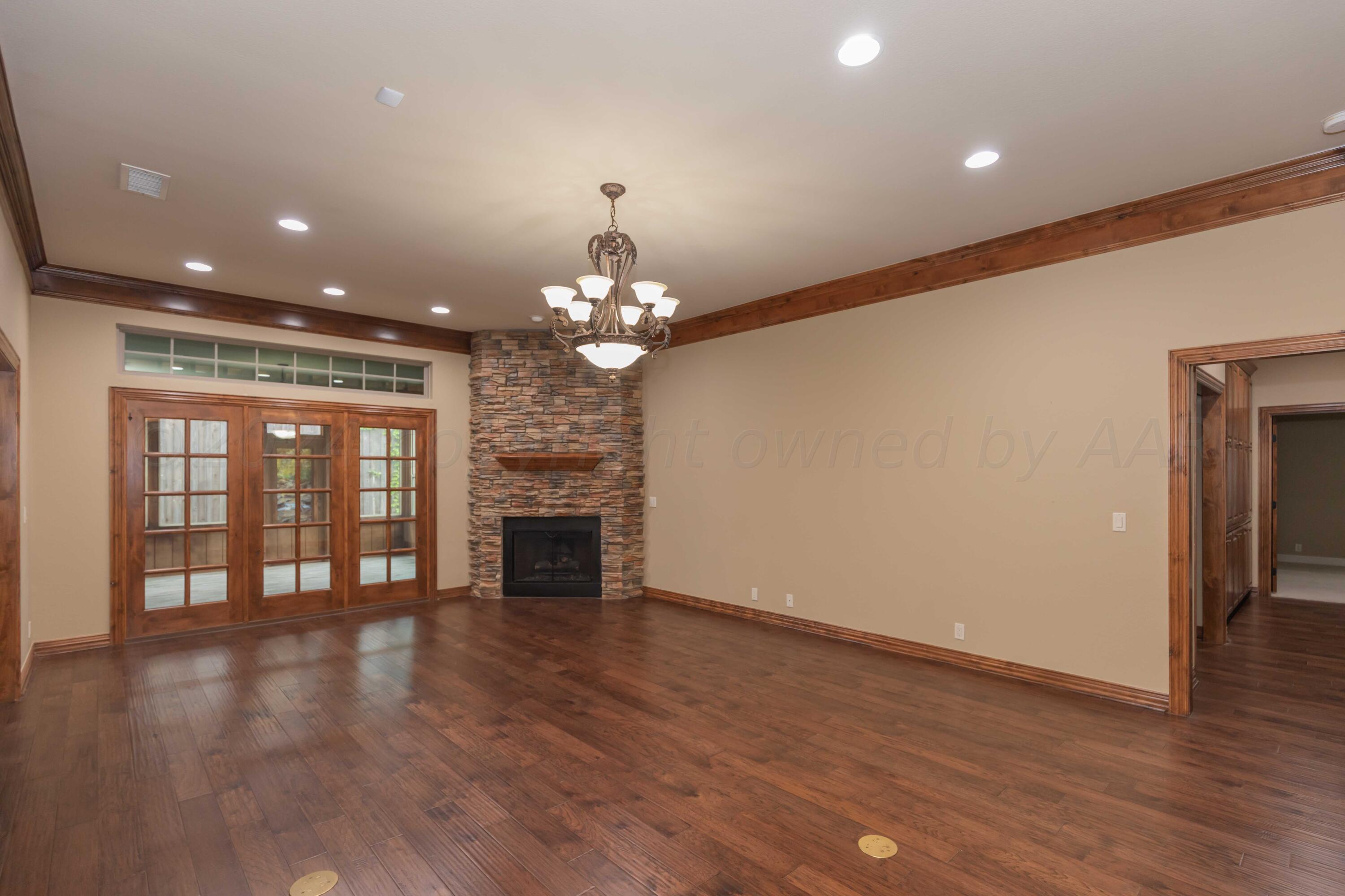 17 Cypress Point Amarillo, TX 79124 - Photo 7 of 72 LIVING ROOM VIEW 2
