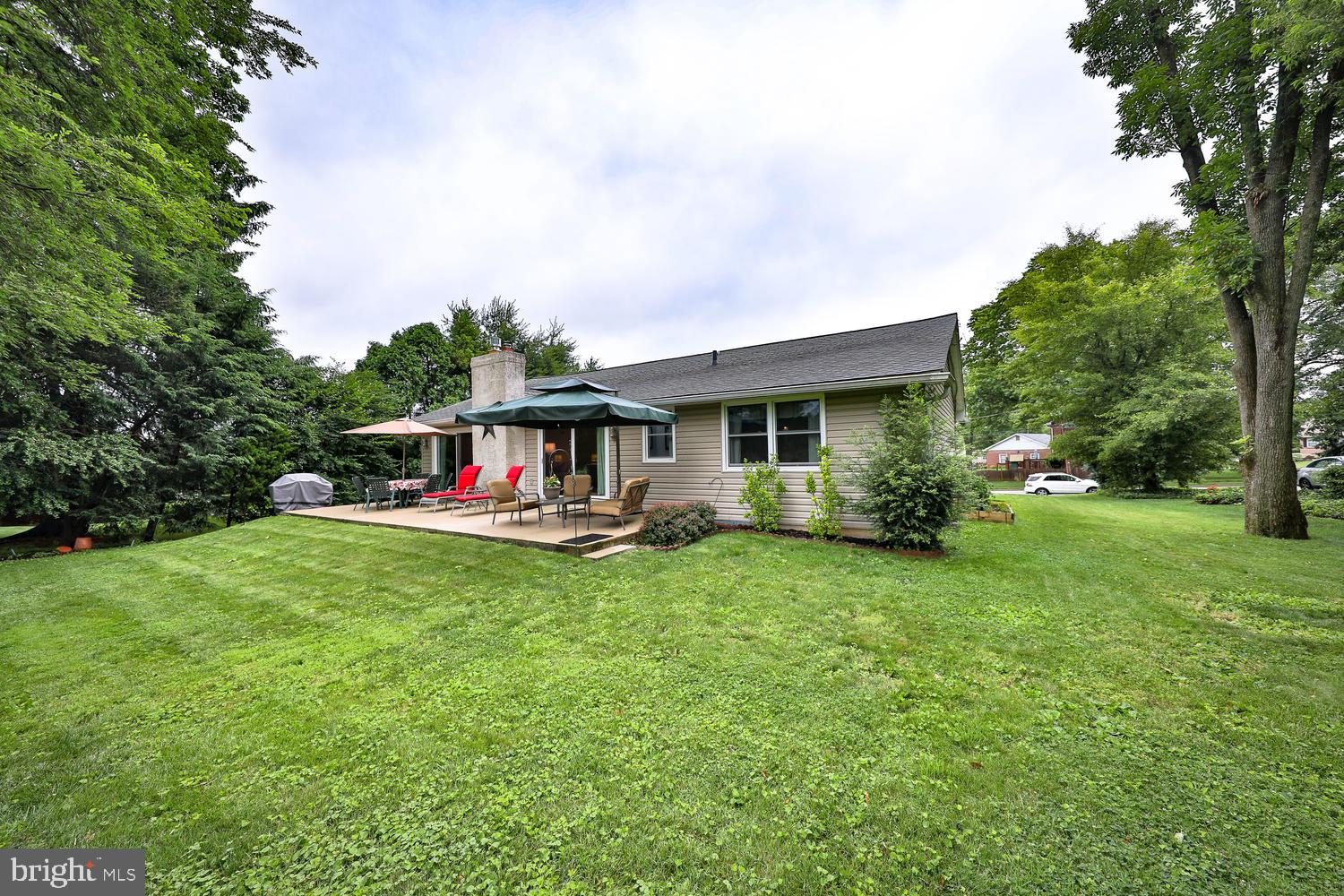 2013 Surrey Road Oreland, PA 19075 - Photo 28 of 29 Backyard