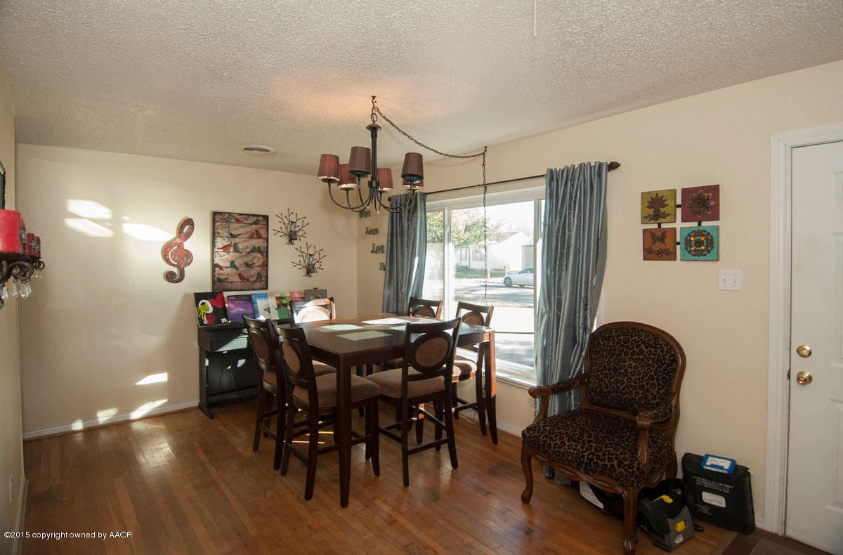 4418 South Lipscomb Street Amarillo, TX 79110 - Photo 11 of 33 DINING VIEW 1