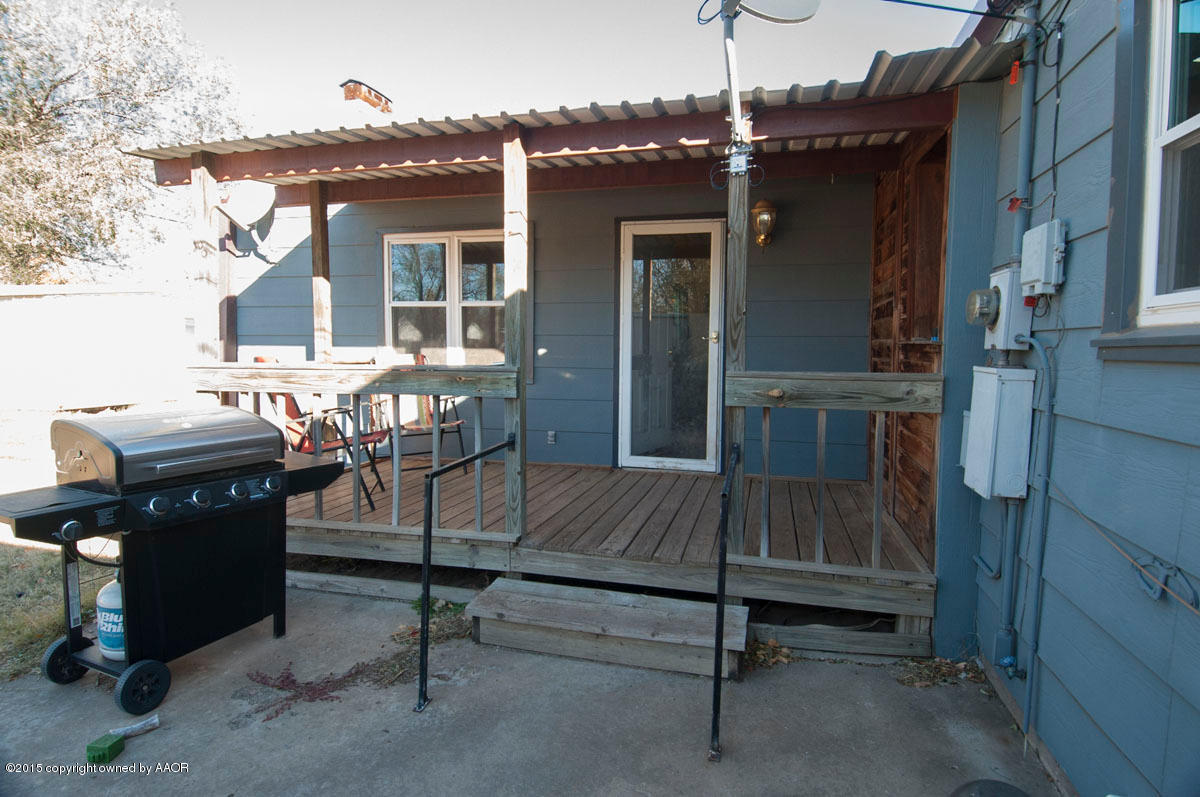 4418 South Lipscomb Street Amarillo, TX 79110 - Photo 26 of 33 PATIO VIEW 3