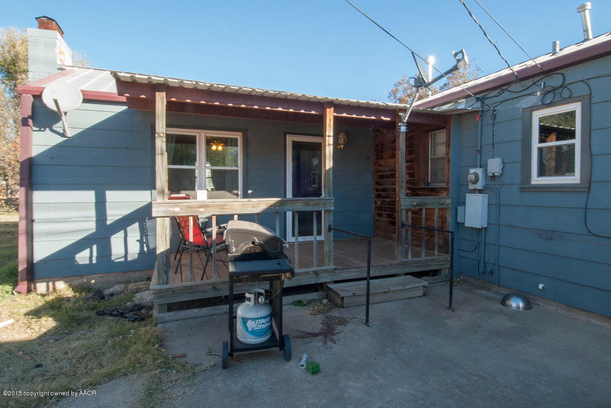 4418 South Lipscomb Street Amarillo, TX 79110 - Photo 28 of 33 PATIO VIEW 1