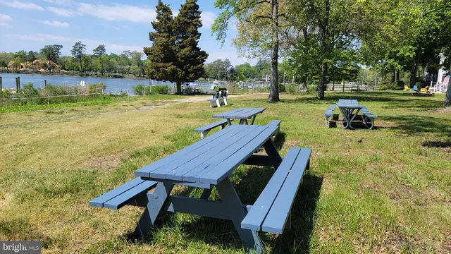 $2,300 | 33179 Woodland Court South, Lewes, DE 19958