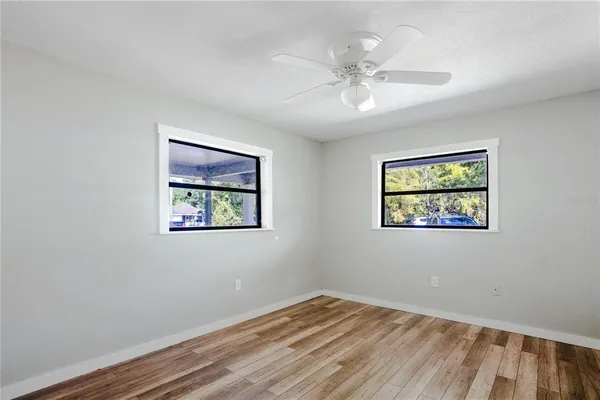 $299,900 | 26312 Sleepy Hollow Street, Sorrento, FL 32776