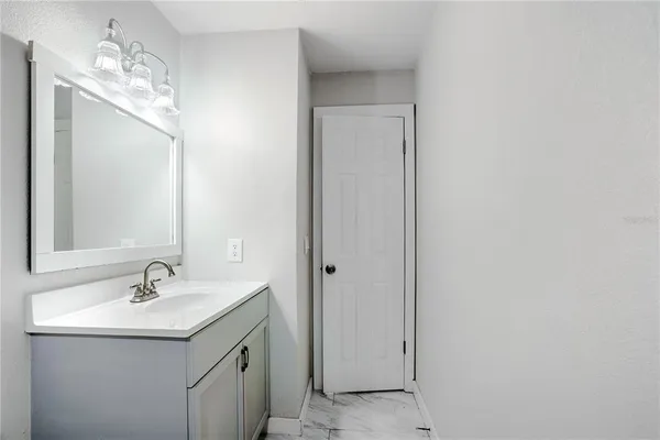 $299,900 | 26312 Sleepy Hollow Street, Sorrento, FL 32776