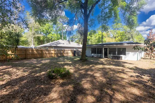 $299,900 | 26312 Sleepy Hollow Street, Sorrento, FL 32776
