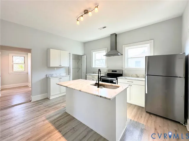 $1,650 | 501 Highland Avenue, Colonial Heights, VA 23834