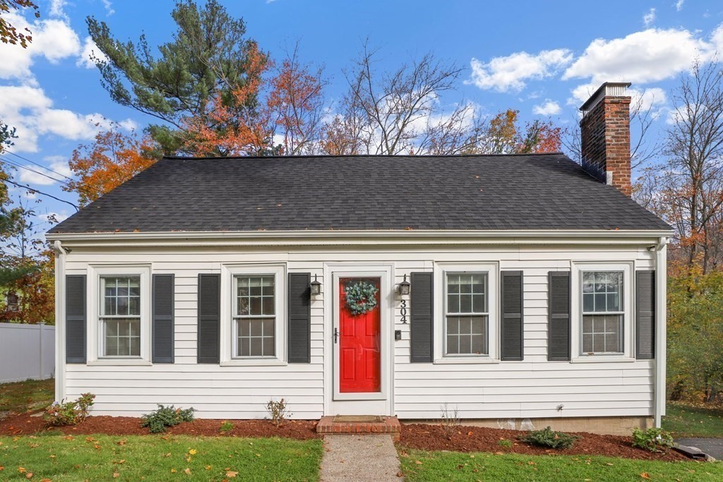 304 Pearl Street, Braintree, MA 02184 Compass