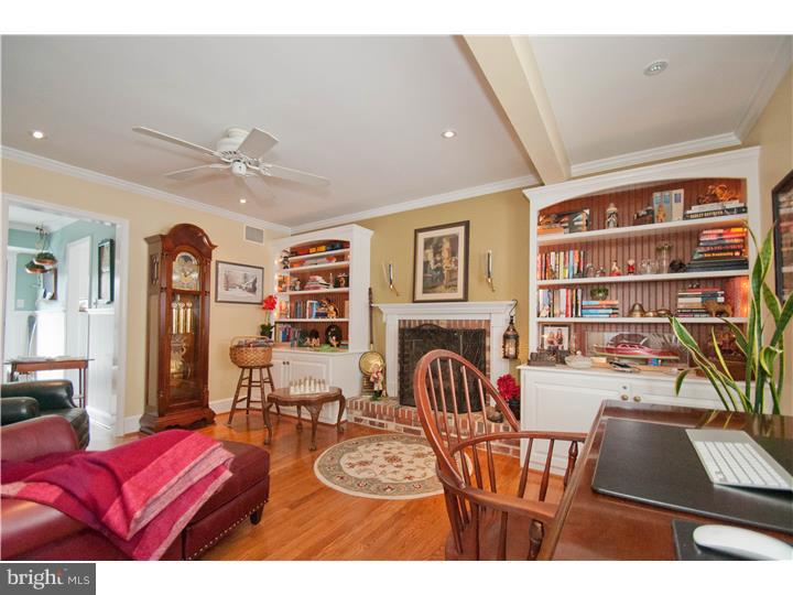 1346 Ridgeview Circle Downingtown, PA 19335 - Photo 3 of 25 Family Room