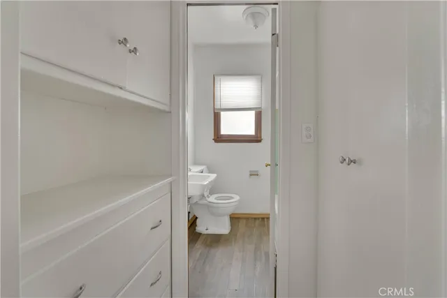 a bathroom with a toilet