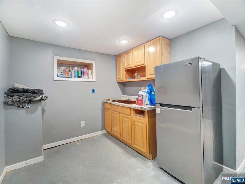 271 Washington Street Orange, NJ 07050 - Photo 25 of 30