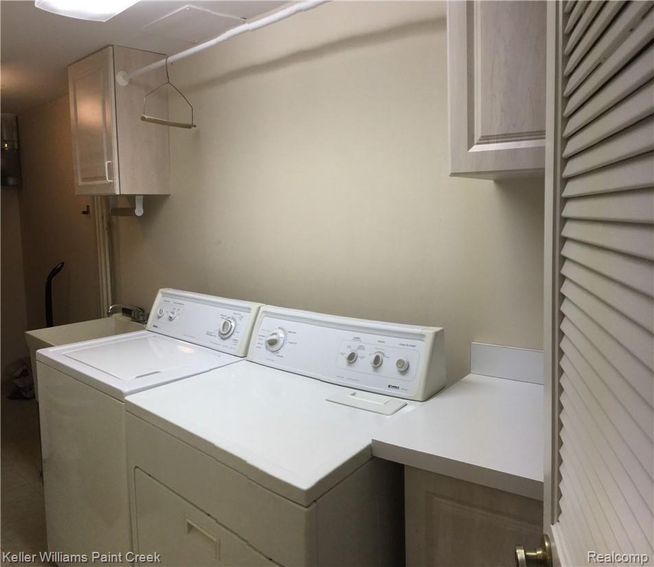 875 GreenView Court, Unit 56 Rochester, MI 48307 - Photo 19 of 29 IMG_8320.JPG