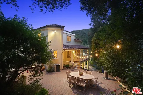 $1,499,000 | 774 Old Topanga Canyon Road, Topanga, CA 90290