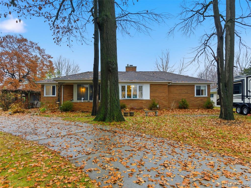 15491 18 Mile Road Clinton Township, MI 48038 - Photo 1 of 45