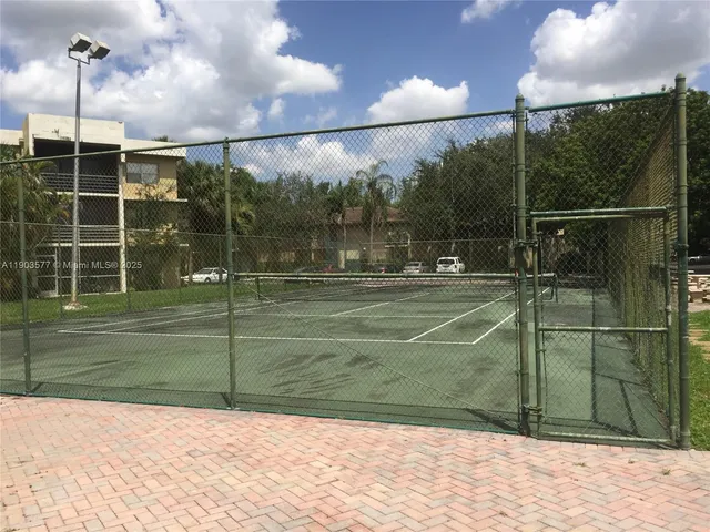 a view of a tennis court