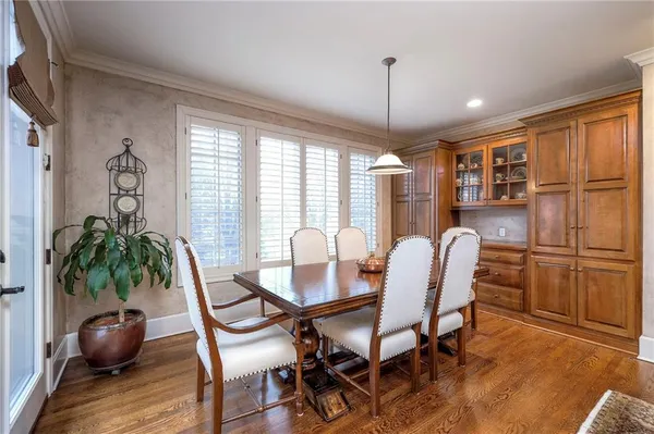 $1,395,000 | 10804 West 141st Street, Overland Park, KS 66221