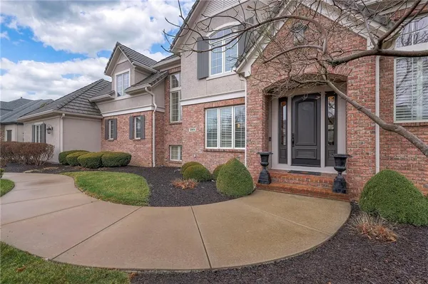 $1,395,000 | 10804 West 141st Street, Overland Park, KS 66221