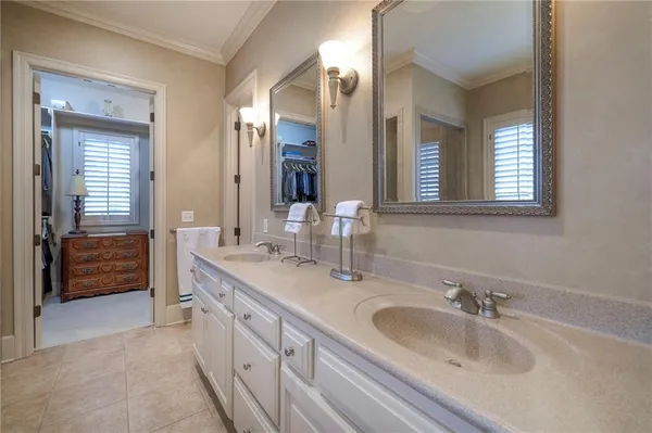 $1,395,000 | 10804 West 141st Street, Overland Park, KS 66221